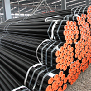 )Seamless steel pipes black painted with pipe ends)